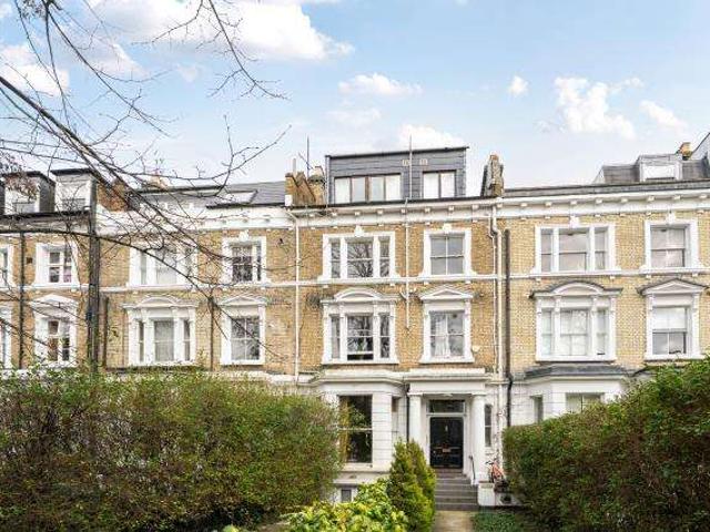 Flat for sale in Notting Hill, Greater London