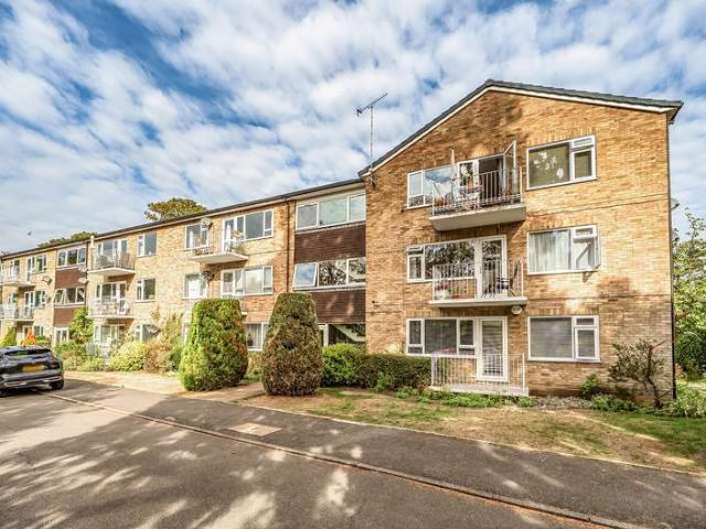 Flat for sale in North Town, Maidenhead