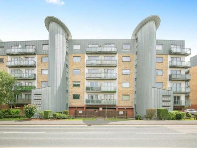 Flat for sale in Stoke, Ipswich