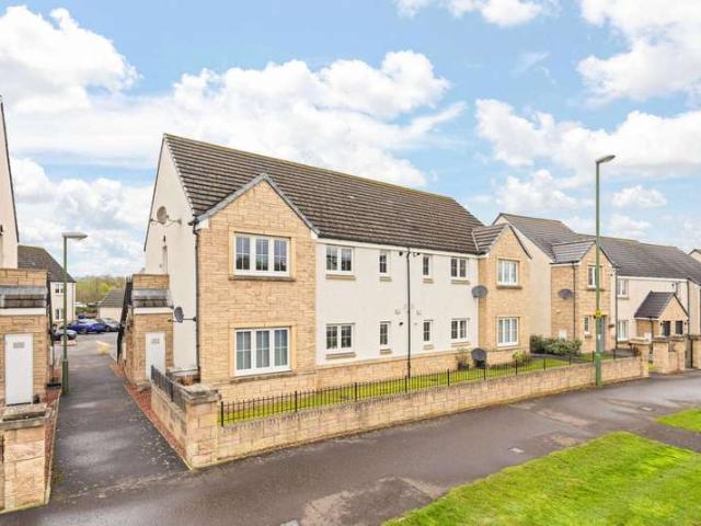 Flat for sale in Woodburn, Maxton