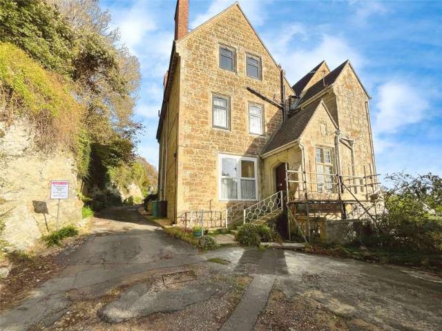 Flat for sale in Cowlease, Ventnor