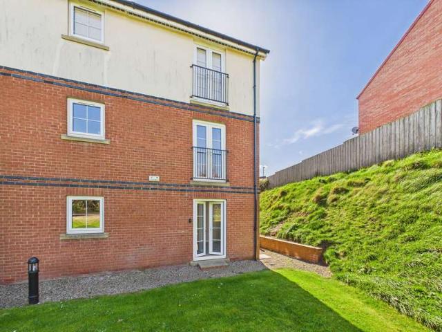 Flat for sale in Whitby, North Yorkshire