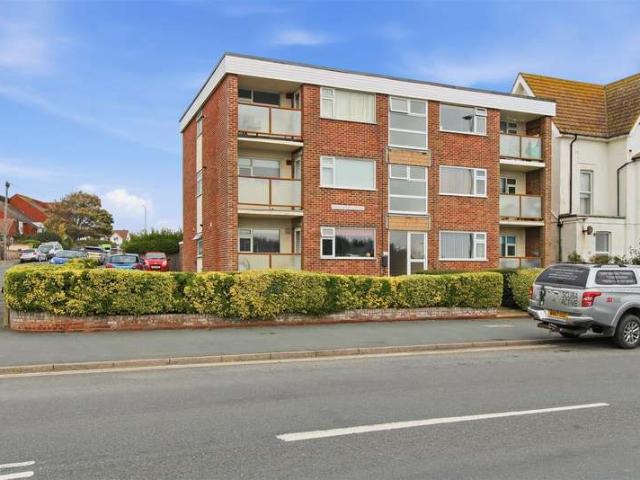 Flat for sale in East Blatchington, Lewes