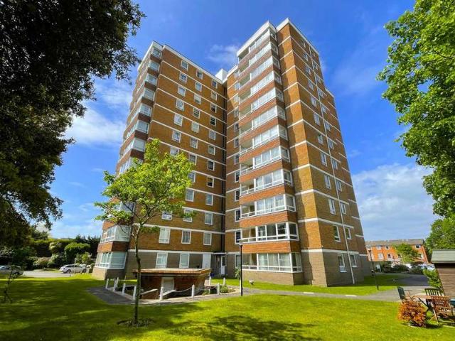 Flat for sale in Old Portsmouth, City Of Portsmouth