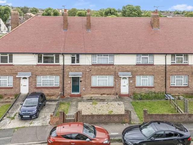 Flat for sale in London Borough of Havering, Greater London