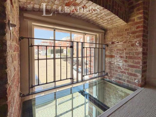 Flat for sale in Portsea, City Of Portsmouth