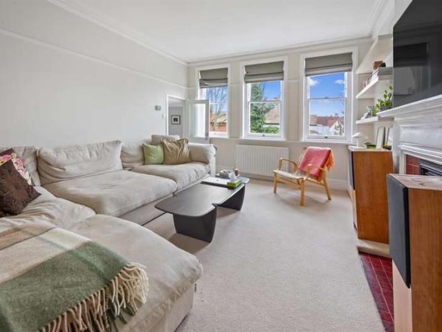 Flat for sale in Hampstead, West Hampstead