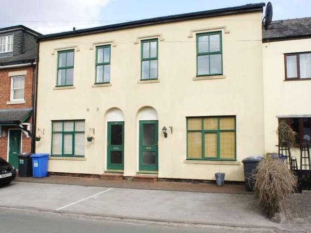 Flat for rent in Oughtrington, Warrington