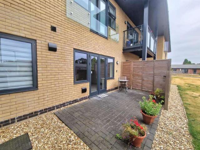 Flat for rent in Alverton, East Midlands