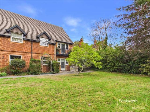 Flat for sale in Whiteknights Campus, Reading