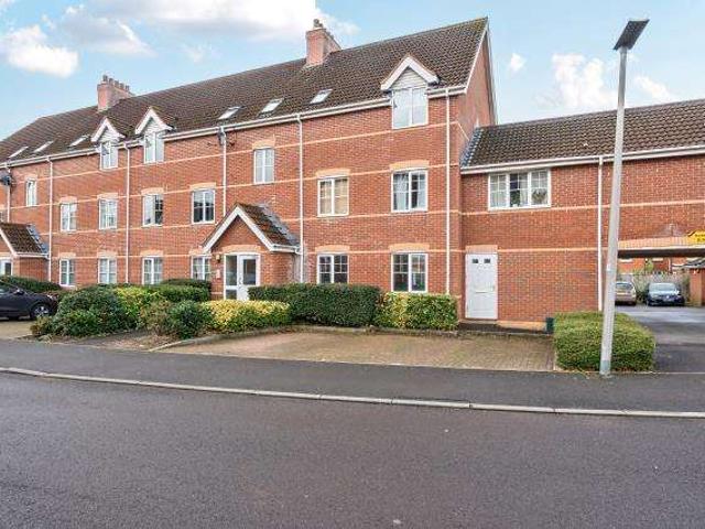 Flat for sale in Enborne, West Berkshire