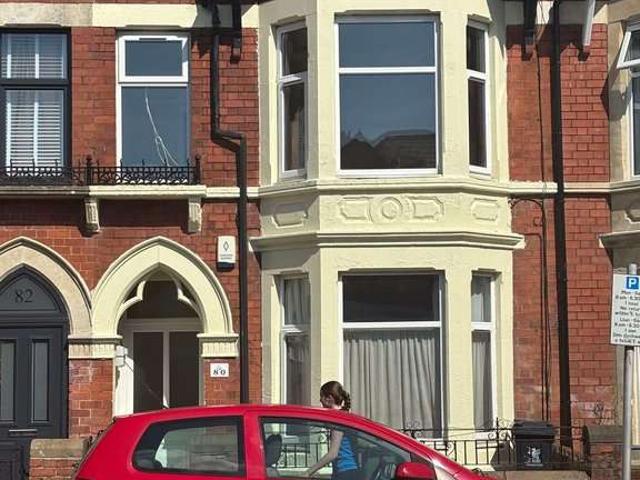 Flat for rent in Falcon Lodge, Wales