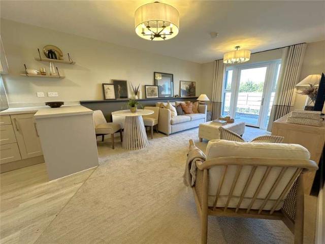 Flat for sale in Crumbles, Eastbourne