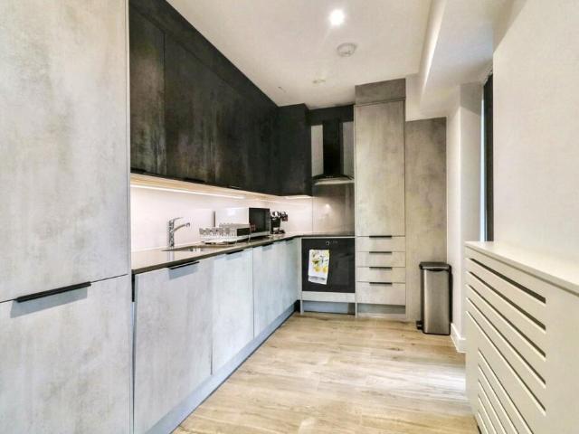 Apartment for rent in Colindale, Greater London