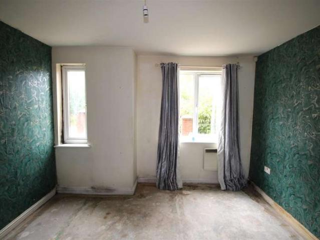 Flat for sale in Georgia, Greater Manchester