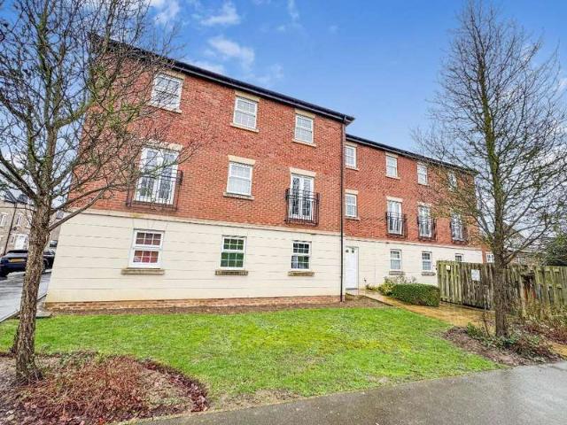 Flat for sale in Rothwell