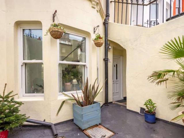Flat for sale in Hollingdean, Brighton & Hove