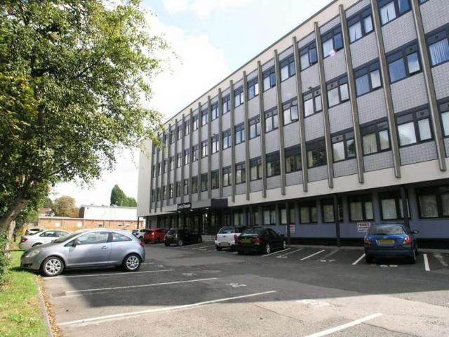 Flat for sale in Kingswinford, West Midlands