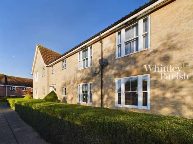 Flat for sale in Mulbarton, South Norfolk