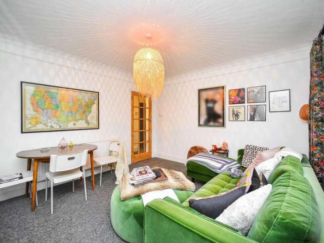 Flat for sale in Brighton & Hove