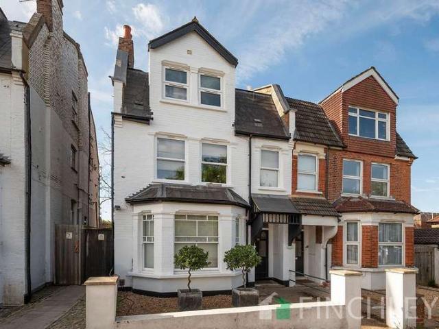 Flat for sale in London Borough of Barnet, Greater London