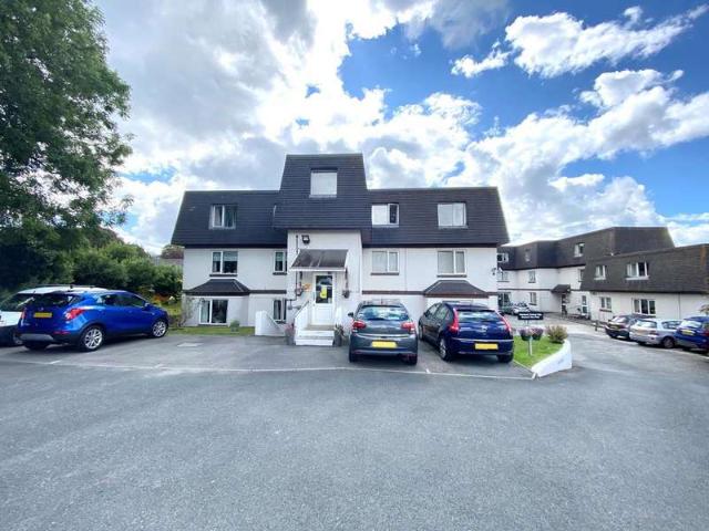 Flat for sale in St Stephen, Cornwall