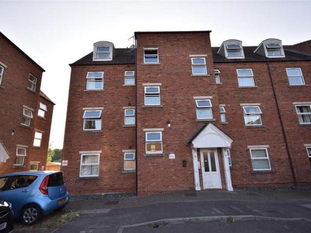 Flat for sale in Lincoln, St Catherines