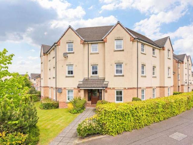 Flat for sale in Boghall, Bathgate