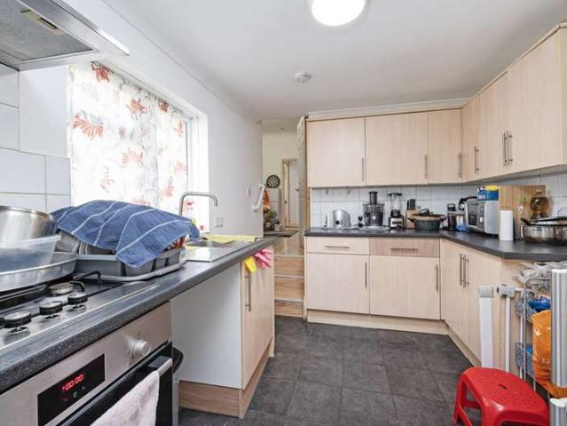 Flat for sale in Tottenham, London Borough of Haringey