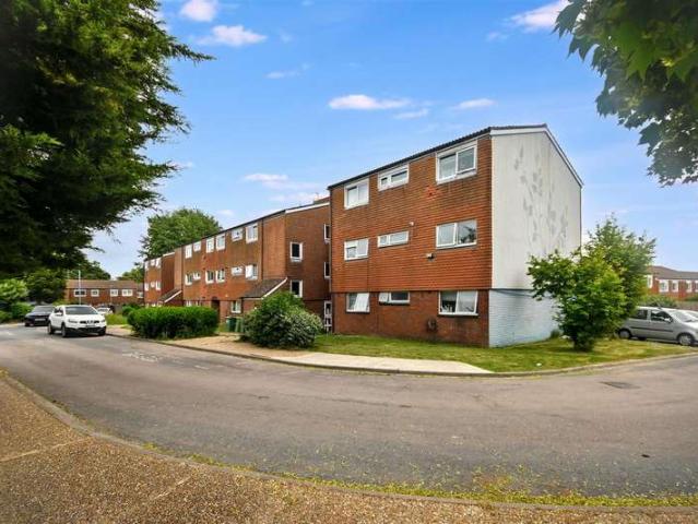 Flat for sale in Hamlands, Eastbourne