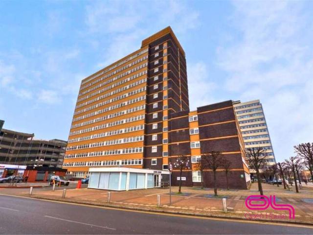 Flat for sale in Bootle, Sefton