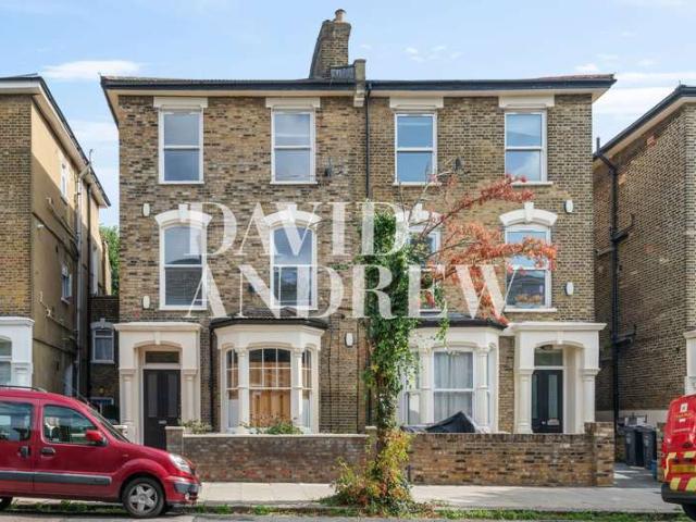 Flat for rent in Brownswood Park, Stoke Newington