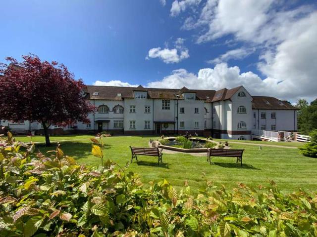 Flat for sale in Romsley CP, Bromsgrove