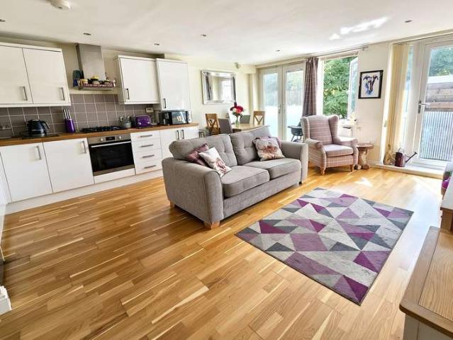 Flat for sale in Kingswood Firs, Bolton Low Houses