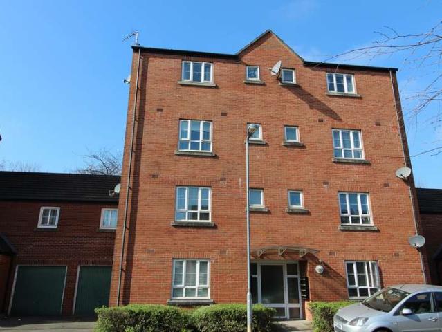 Flat for rent in Falcon Lodge, Wales