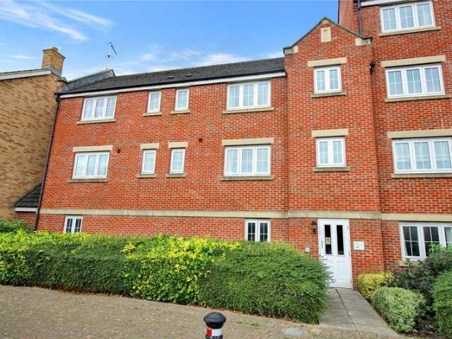 Flat for sale in Haydon End, Abbey Mead