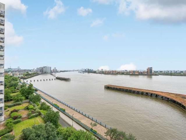 Flat for sale in Thamesmead, Royal Borough of Greenwich