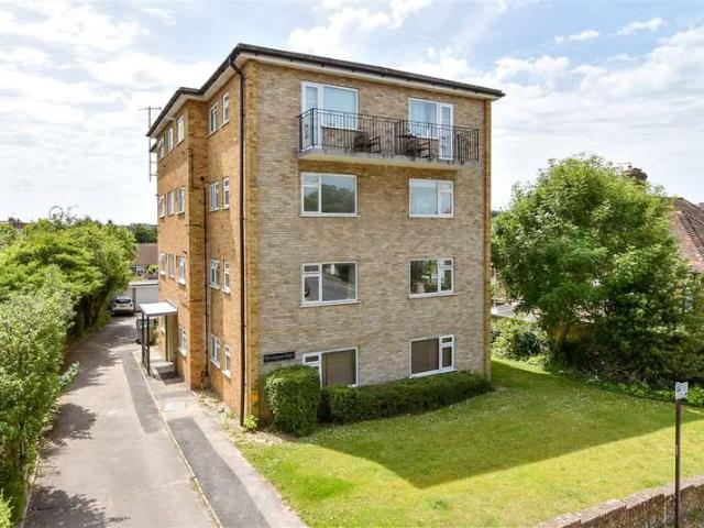 Flat for sale in Brighton & Hove