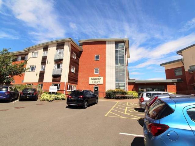 Flat for sale in Coseley, West Midlands