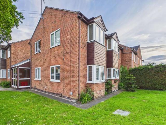 Flat for sale in Barton, Leicestershire