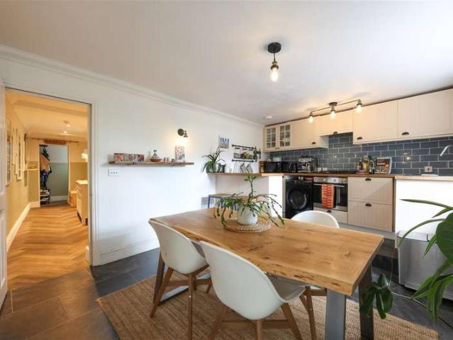 Flat for sale in Feckenham, City Of Bristol