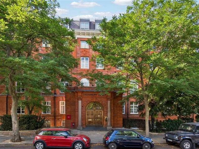 Flat for sale in Notting Hill, Greater London