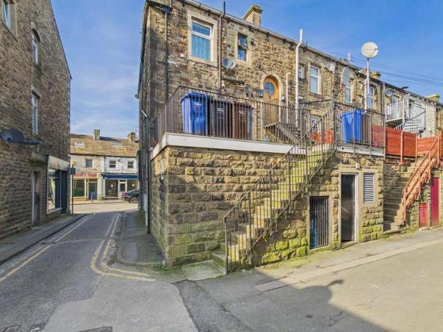 Flat for rent in Salterforth, Pendle