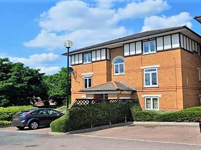 Flat for sale in Hendon Central, The Hyde