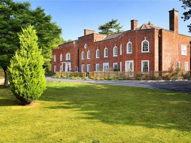 Flat for sale in Temple Park, Binfield
