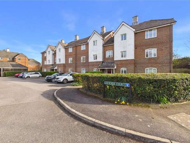 Flat for sale in Aldermaston Wharf, West Berkshire