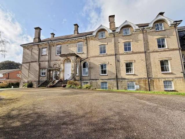Flat for sale in Wimborne, East Dorset