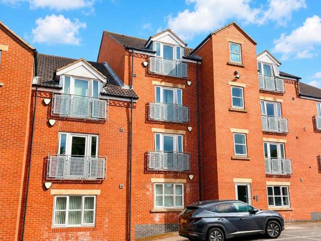 Flat for sale in Eastlea, Seaham