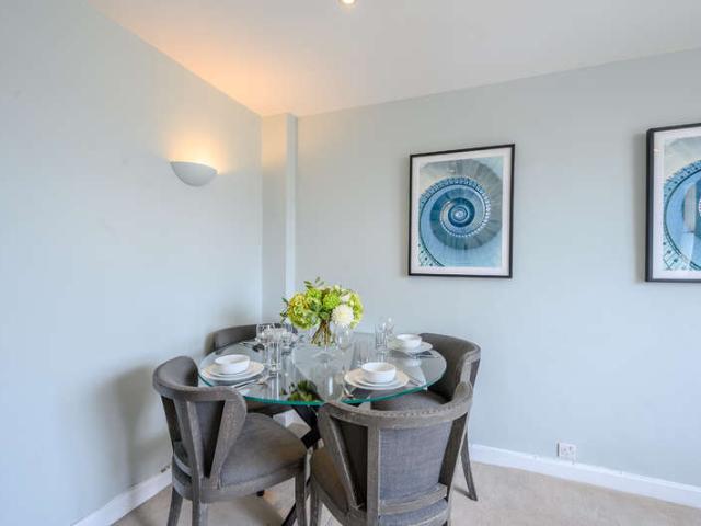 Flat for rent in Mayfair, St. James's