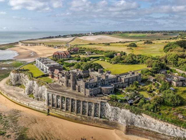 Flat for rent in Acol, Kent